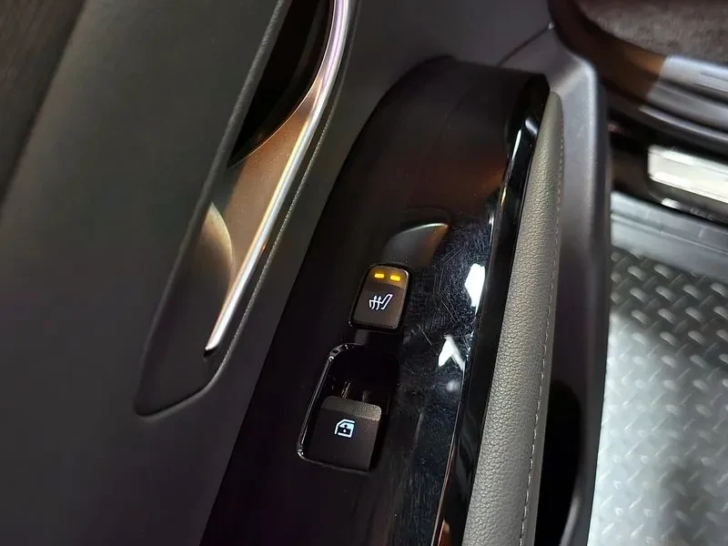 Hyundai Tucson NX4 2.0 CRDi   2021   Автоматик   Черен   Нова ген, снимка 16 - Автомобили и джипове - 55259092