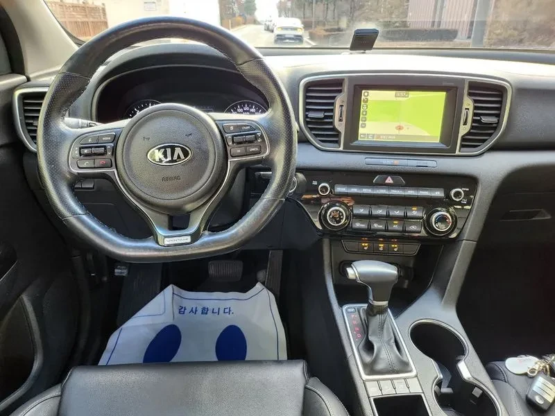 Kia Sportage 2.0D 2WD Prestige, снимка 14 - Автомобили и джипове - 55833859