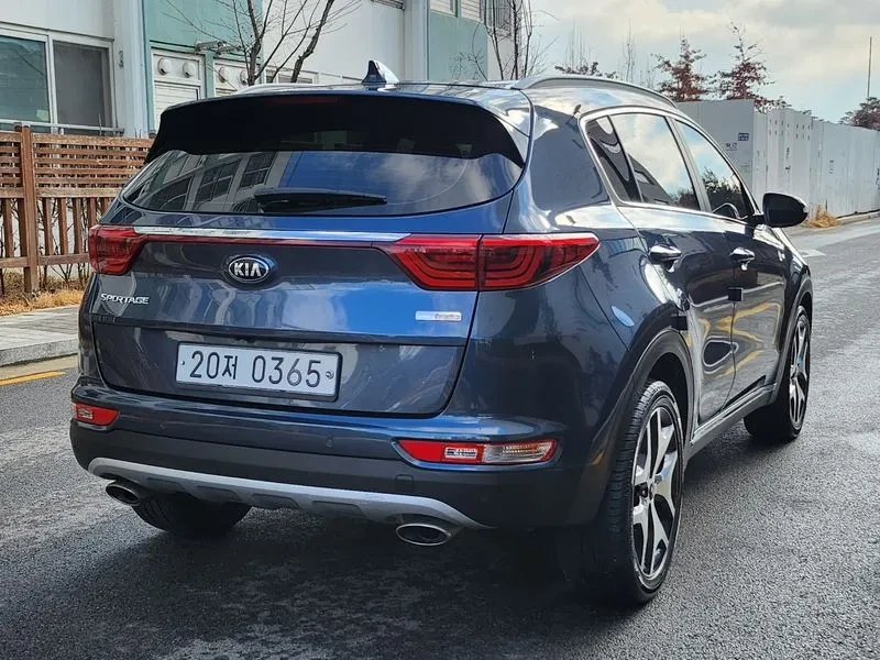 Kia Sportage 2.0D 2WD Prestige, снимка 4 - Автомобили и джипове - 55833859