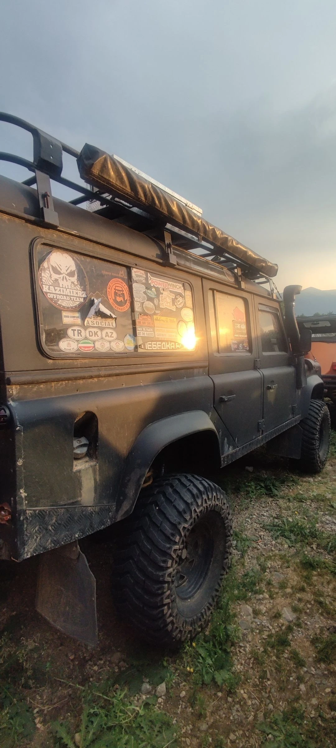 Land Rover Defender Overlander | Mobile.bg   11