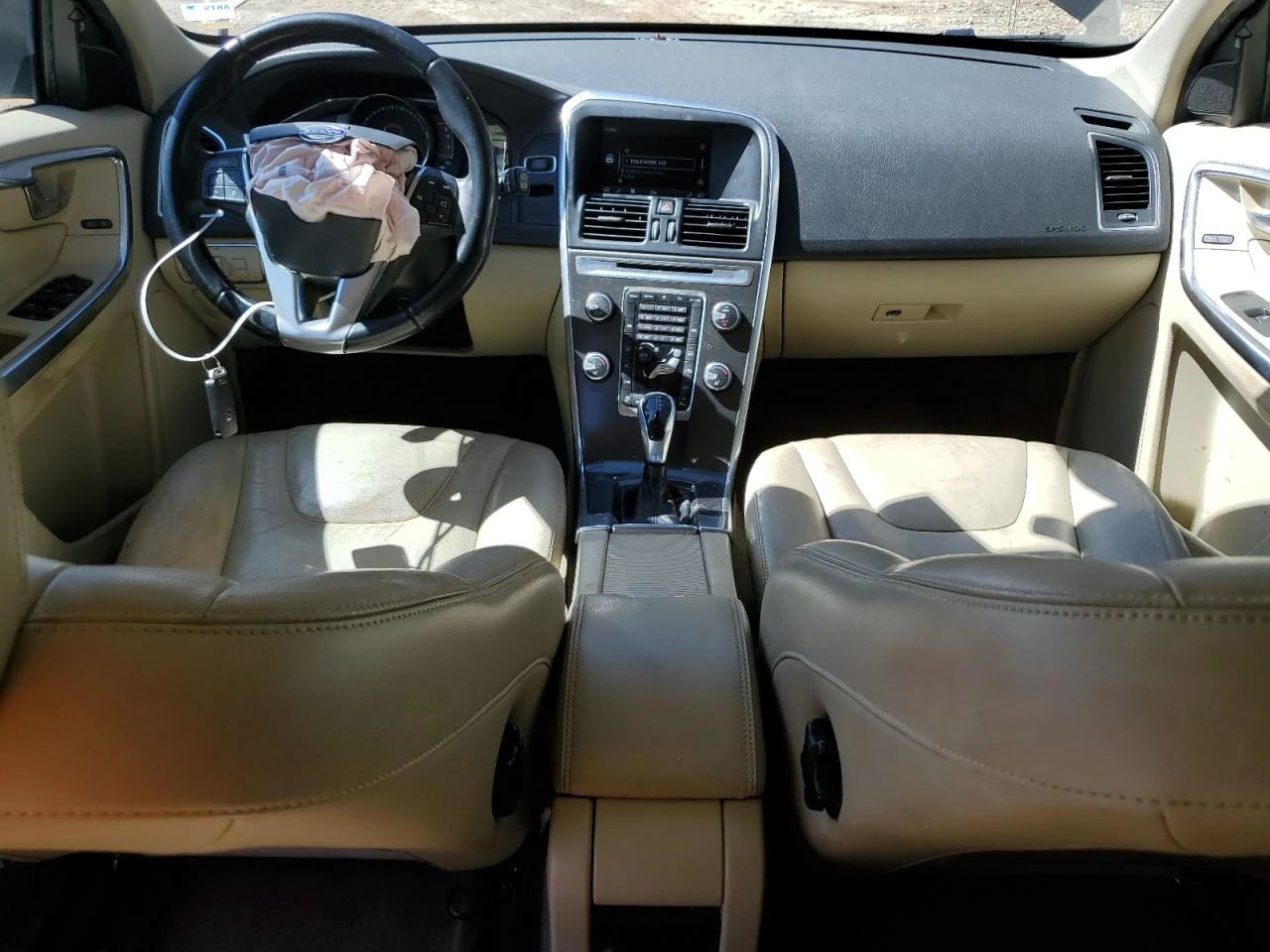Volvo XC60 T5 PREMIER+  - изображение 8