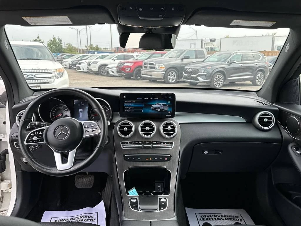 Mercedes-Benz GLC 300 * CARFAX * БЕЗ ПЪРВОНАЧАЛНА ВНОСКА - изображение 9