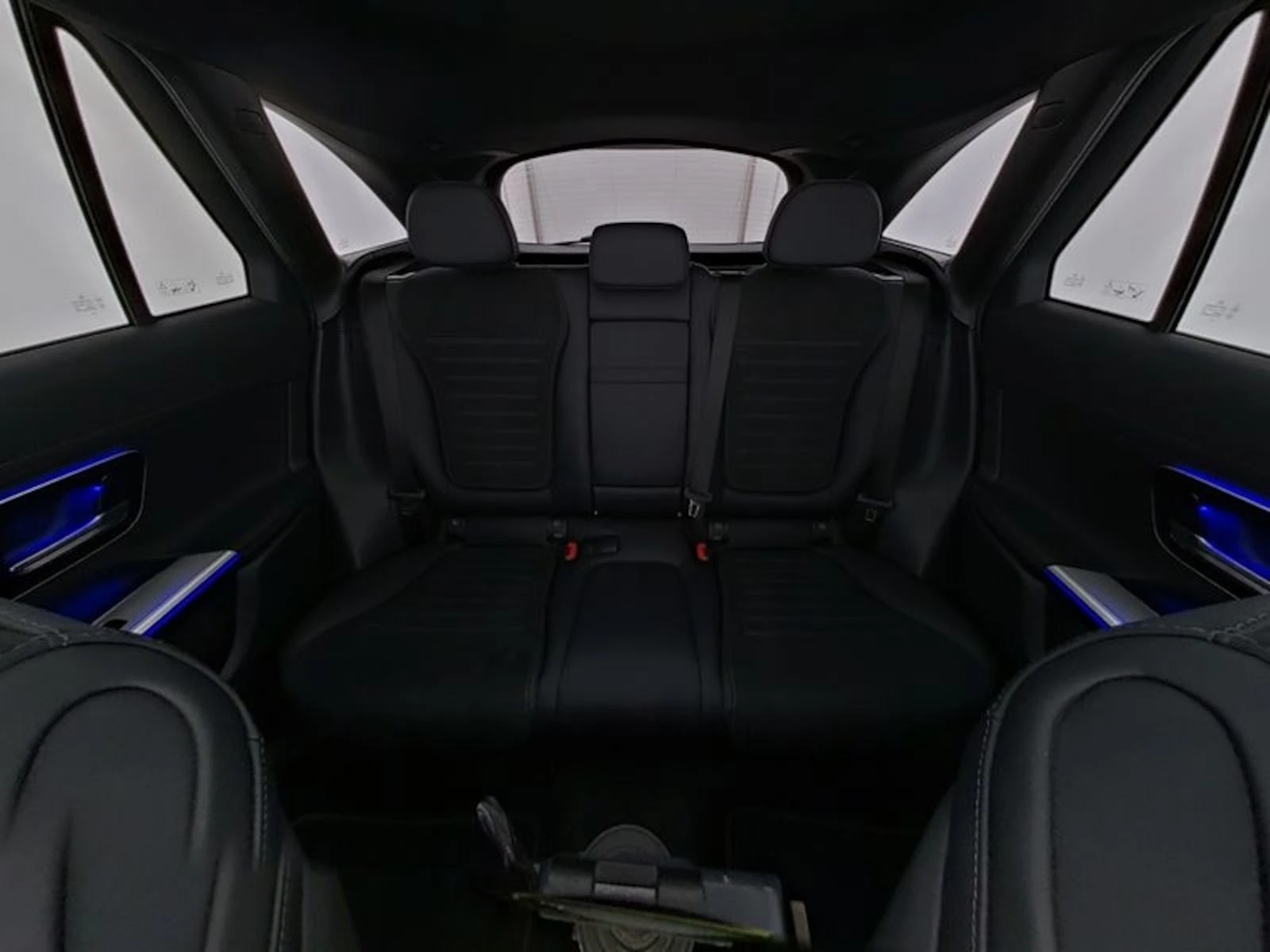 Mercedes-Benz GLC 220 d* 4M* AMG* PANO* MEMORY* DISTR* KEYLESS*  - изображение 7