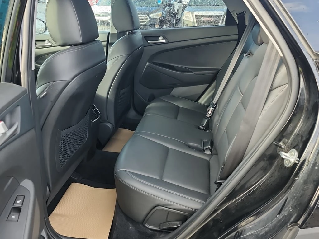 Hyundai Tucson * Preferred * CARFAX * ���� �� �������� | Mobile.bg � ����������� 12