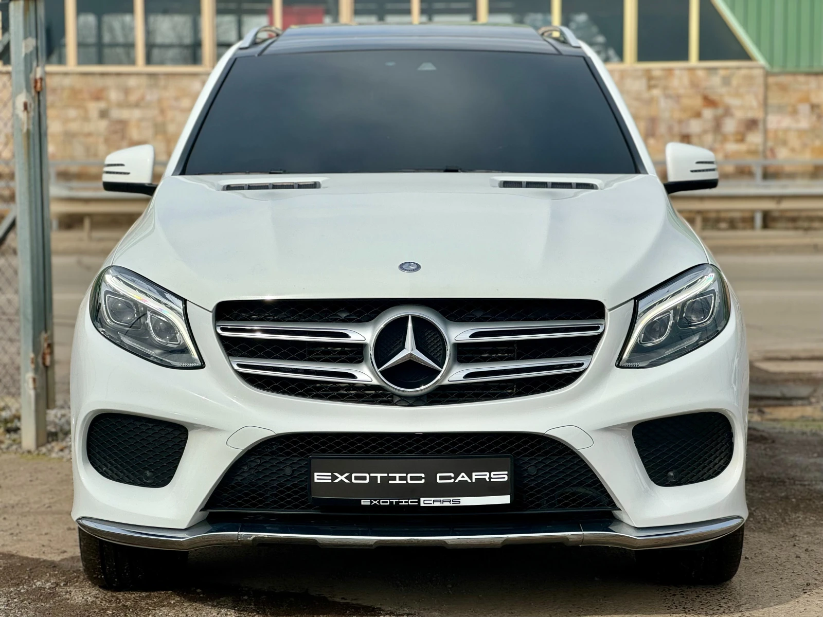 Mercedes-Benz GLE 350 d 4m ! AMG Line ! - изображение 2