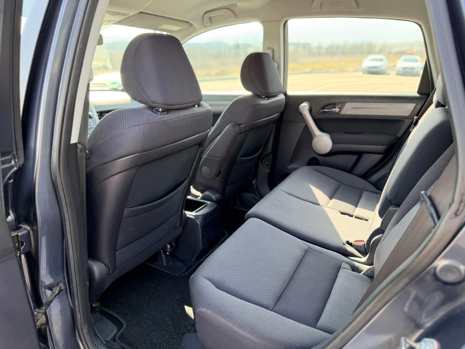 Honda Cr-v 2.0Бензин-Лизинг през Уникредит , снимка 13 - Автомобили и джипове - 53707167