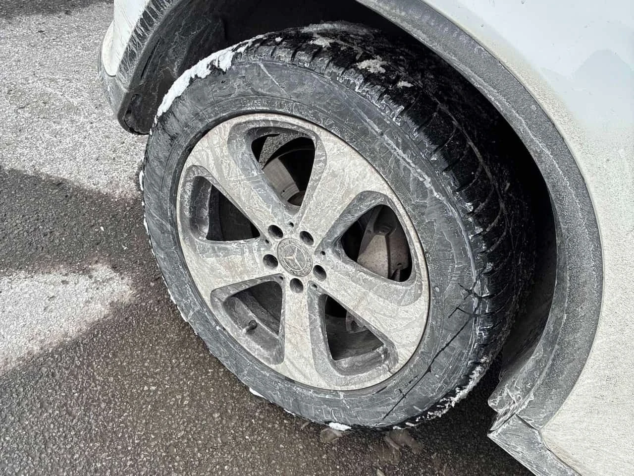 Mercedes-Benz GLC 300 * 4MATIC * 360 * 2 КЛЮЧА * NAVI - изображение 7