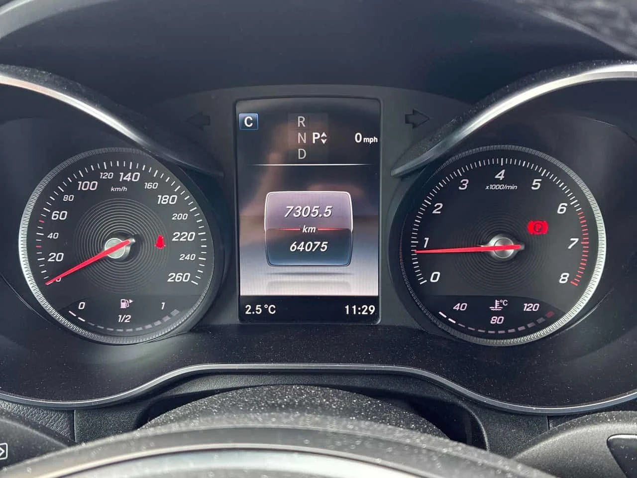 Mercedes-Benz GLC 300 * 4MATIC * 360 * 2 КЛЮЧА * NAVI - изображение 8