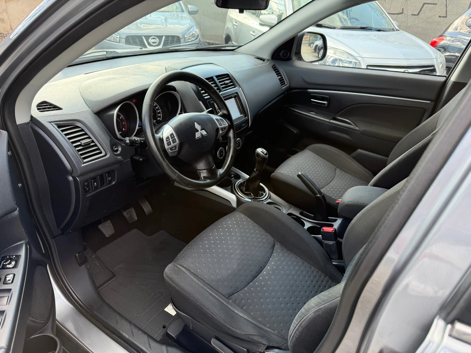 Mitsubishi ASX 1, 6i 16V 153000kм. - ТОП СЪСТОЯНИЕ - С ГАРАНЦИЯ!, снимка 8 - Автомобили и джипове - 53987353