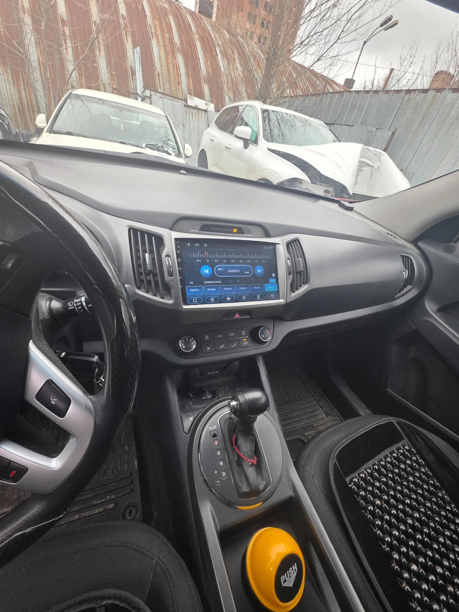 Kia Sportage 2.4, снимка 4 - Автомобили и джипове - 54457677