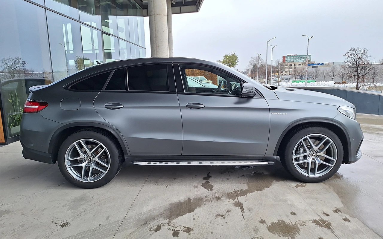Mercedes-Benz GLE 63 AMG 4MATIC , снимка 2 - Автомобили и джипове - 54765367