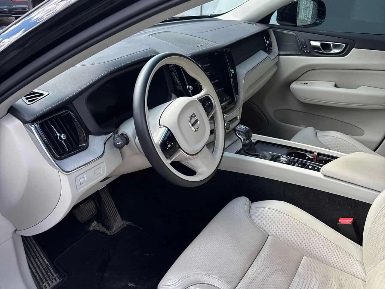 Volvo XC60 Inscription | CARFAX | БЕЗ ПЪРВОНАЧАЛНА ВНОСКА, снимка 7 - Автомобили и джипове - 54948579