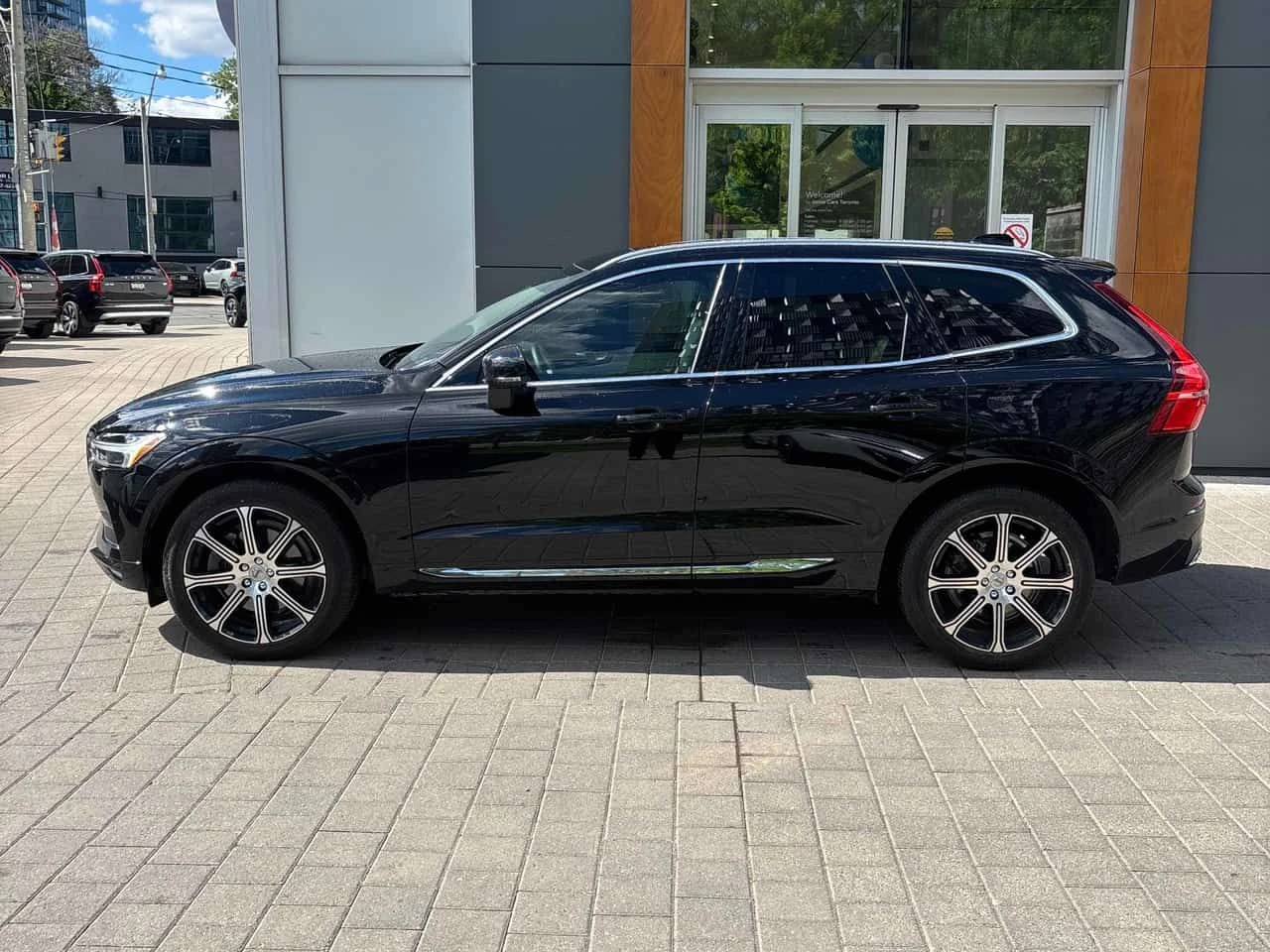 Volvo XC60 Inscription | CARFAX | БЕЗ ПЪРВОНАЧАЛНА ВНОСКА, снимка 2 - Автомобили и джипове - 54948579
