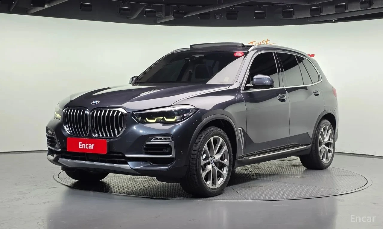 BMW X5 * DIS * ОБДУХ * HUD * М ТОЧКА * ПАНОРАМА
