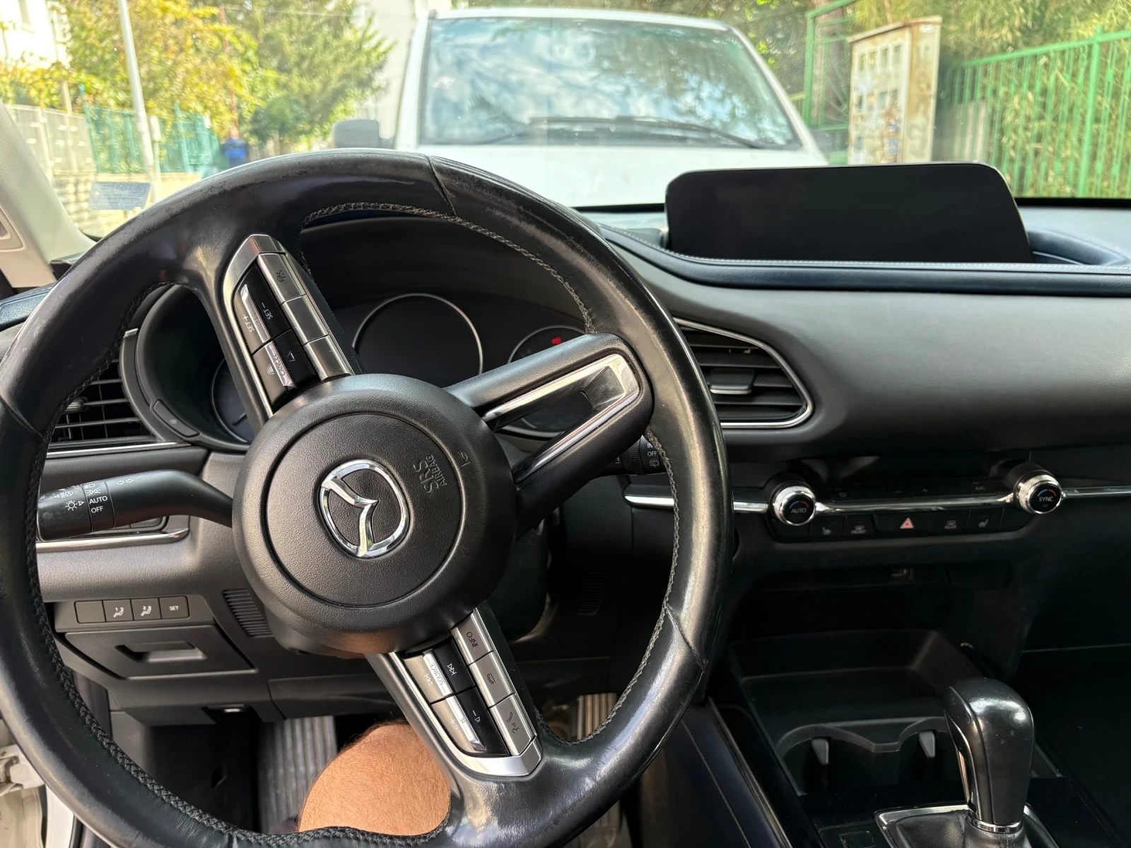 Mazda CX-30, снимка 4 - Автомобили и джипове - 56438974