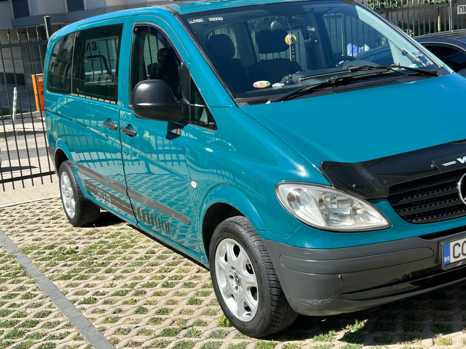 Mercedes-Benz Vito Vito 2.2 cdi 111 - изображение 2