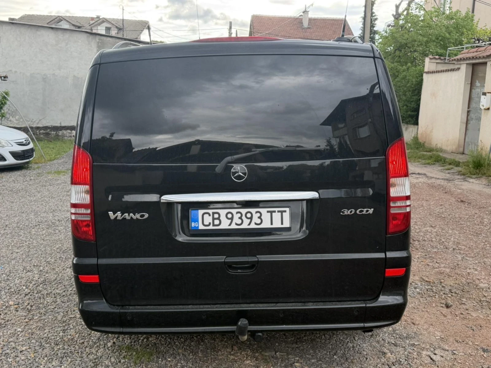 Mercedes-Benz Viano 3.0 дизел  224к.с 2012г автомат топ състояние, снимка 5 - Бусове и автобуси - 54618761