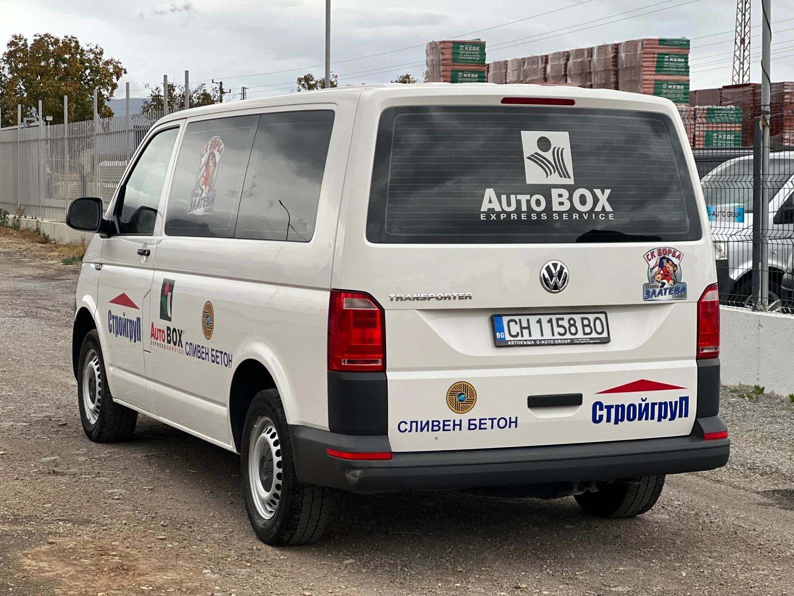 VW Transporter 8+ 1 ОБСЛУЖЕН , снимка 4 - Бусове и автобуси - 56726196