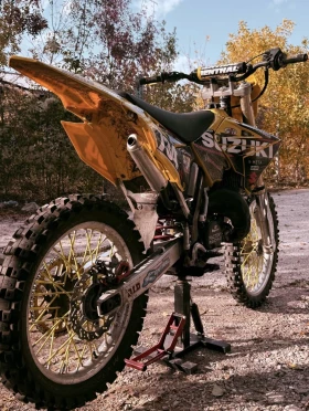 Suzuki Rm Продавам:Suzuki rm 125 2008 година последната от п, снимка 4