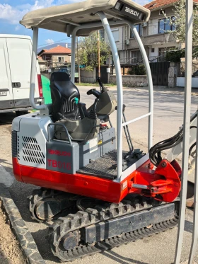      Takeuchi TB 016 