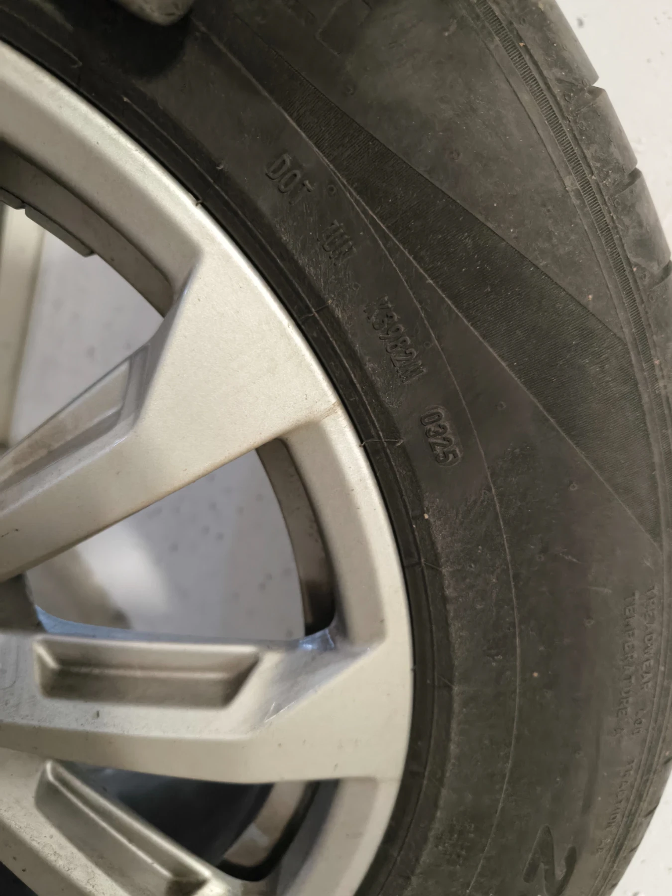    235/60R18  Audi | Mobile.bg   2