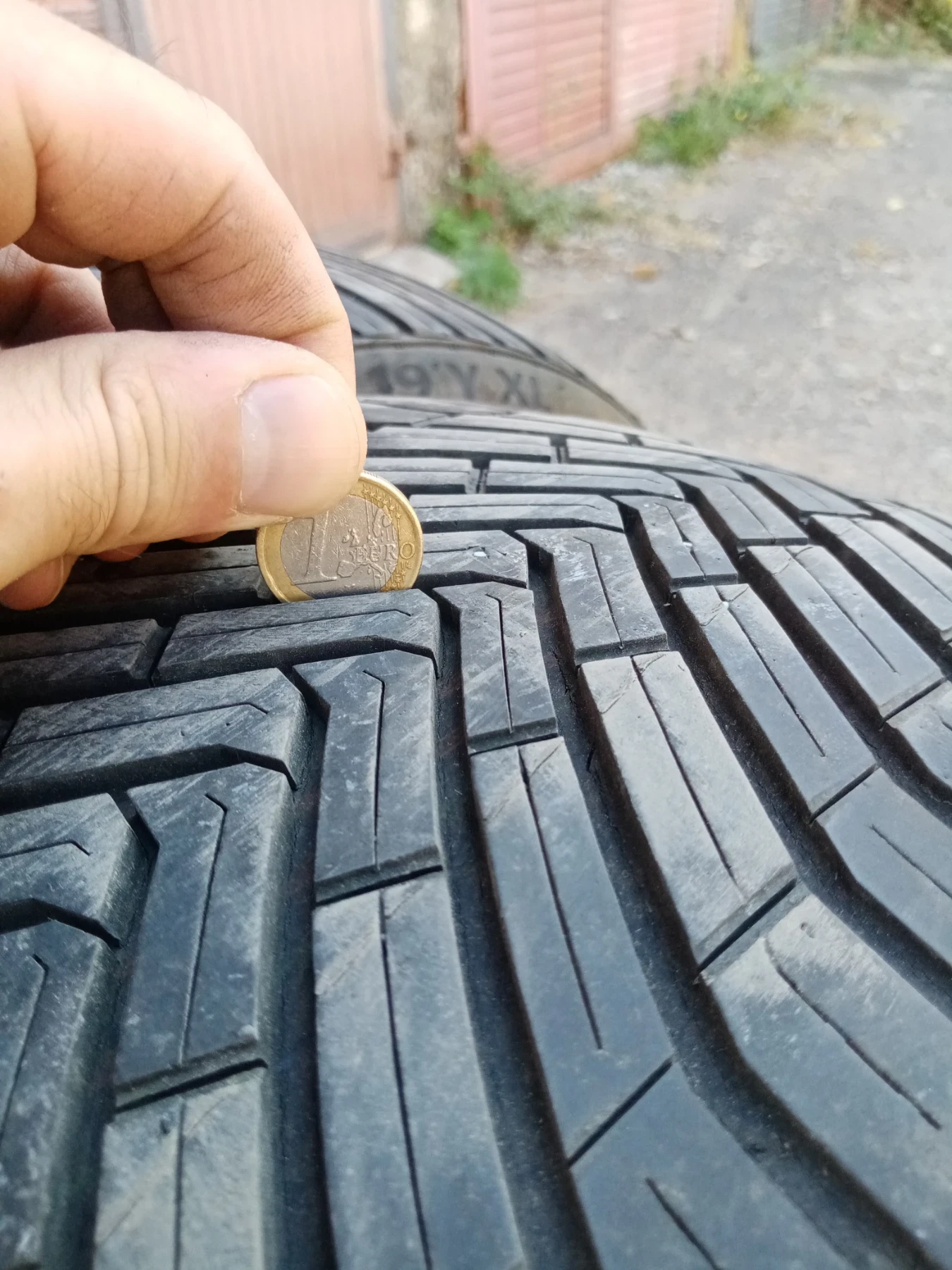 ���� 235/35R19 | Mobile.bg � ����������� 3