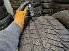 Гуми Зимни 255/40R19, снимка 3 - Гуми и джанти - 49469925