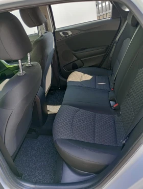 Kia Ceed 1.5 T 160 h.p., снимка 9