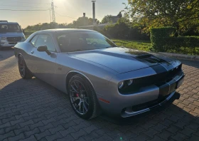 Dodge Challenger SRT