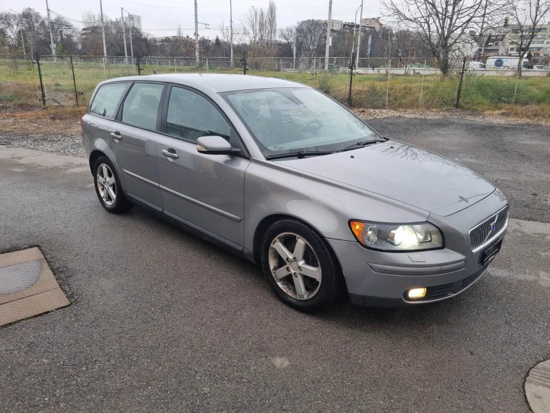 Volvo V50 T5 Automatik , снимка 1 - Автомобили и джипове - 46655807