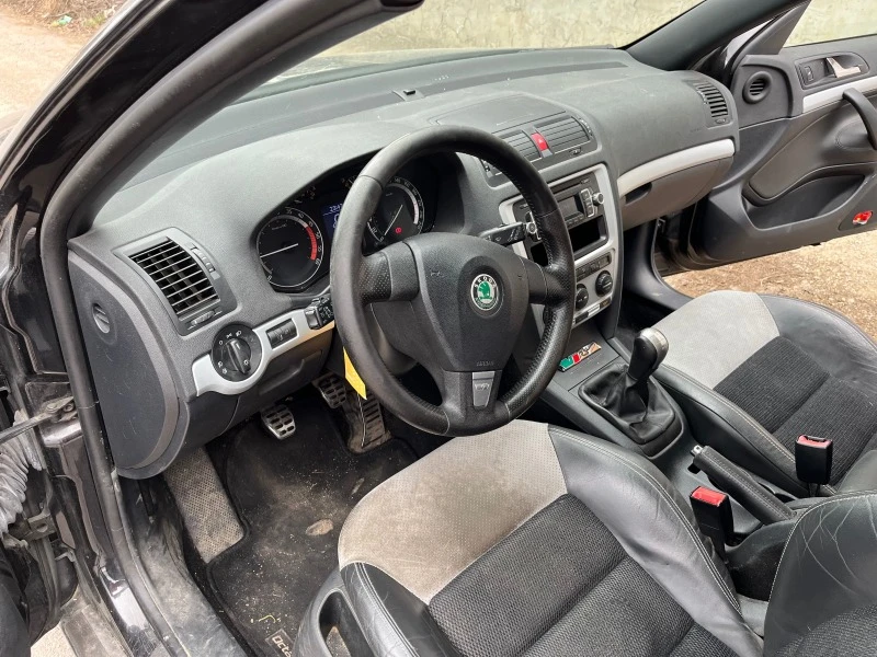 Skoda Octavia 2.0TDI VRS BMN, снимка 9 - Автомобили и джипове - 47659737