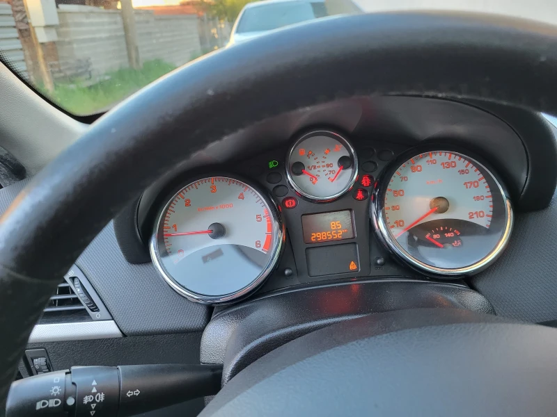 Peugeot 207 1.6hdi, снимка 7 - Автомобили и джипове - 52555552