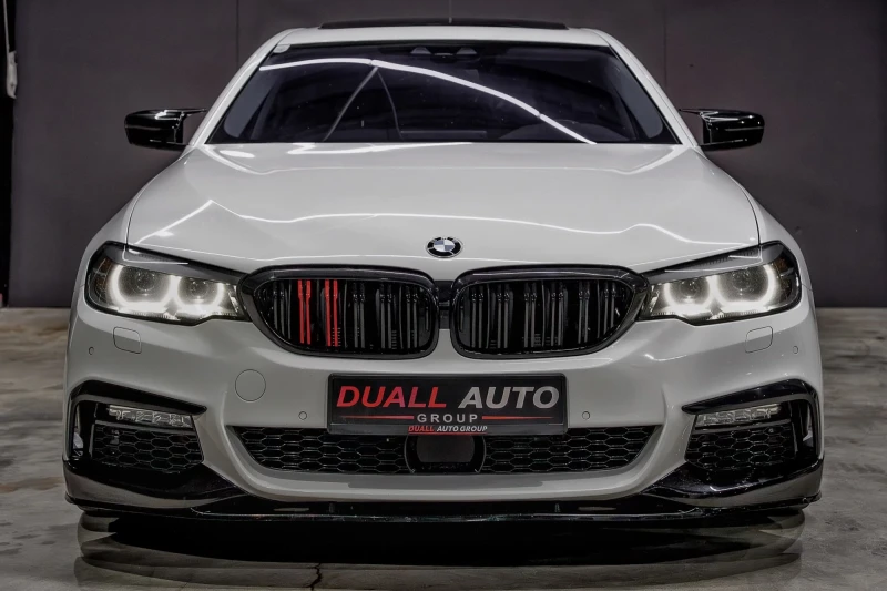 BMW 530 D /M-PERFORMANCE /AKRAPOVIC /AMBIENT /DISTRONIC 