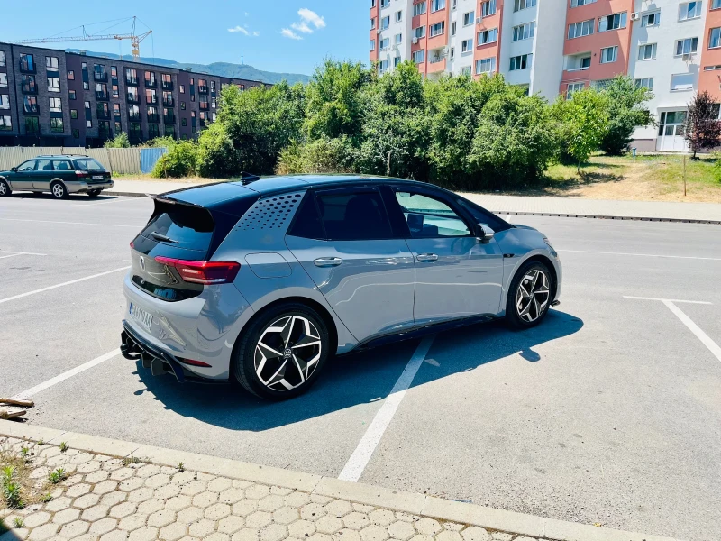 VW ID.3, снимка 8 - Автомобили и джипове - 52680163
