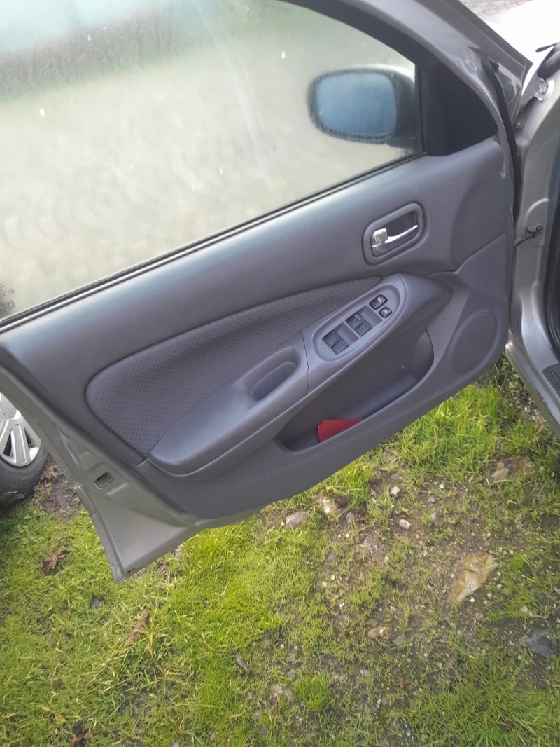 Nissan Almera, снимка 7 - Автомобили и джипове - 52825177