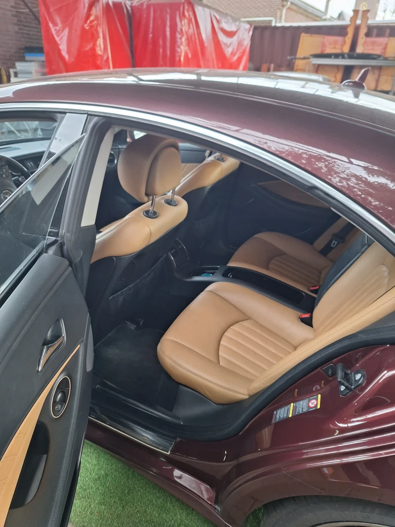 Mercedes-Benz CLS 320, снимка 8 - Автомобили и джипове - 53082903