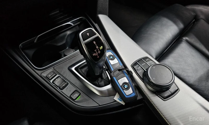 BMW 330, снимка 9 - Автомобили и джипове - 53288017