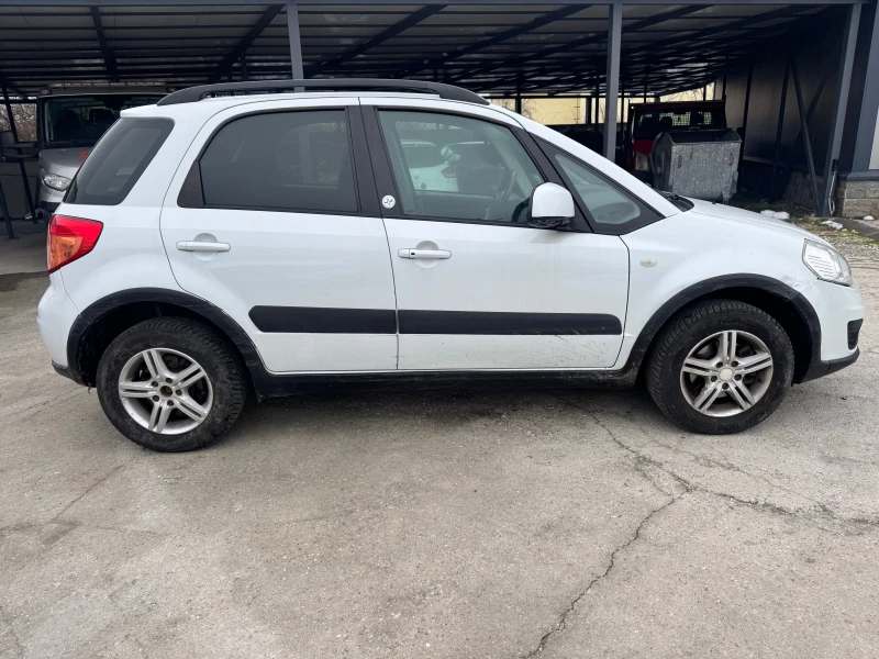 Suzuki SX4 4x4 1.6 i 120k.c, снимка 4 - Автомобили и джипове - 53356028