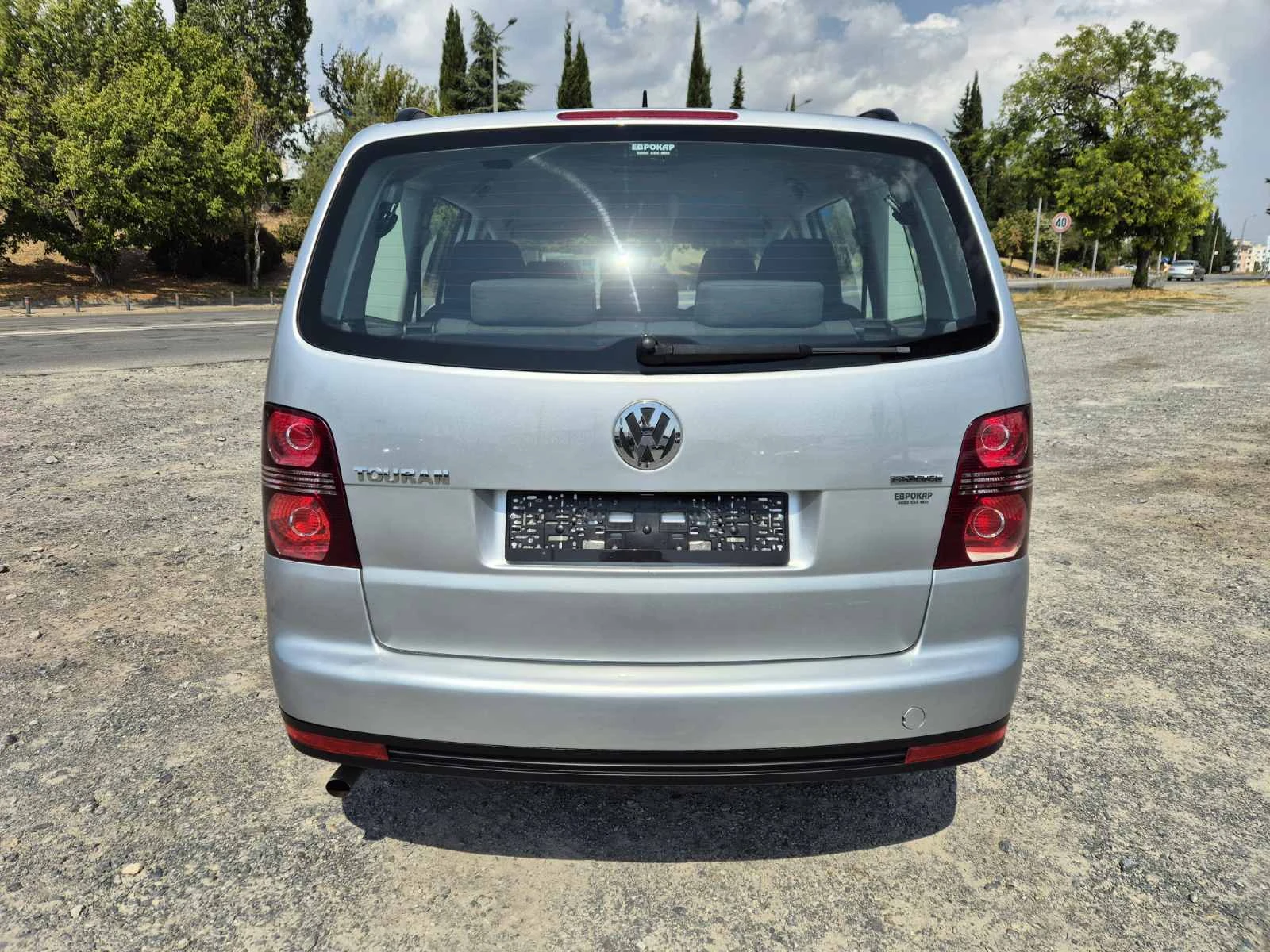 VW Touran 2.0i EcoFuel 6+ 1 - изображение 4