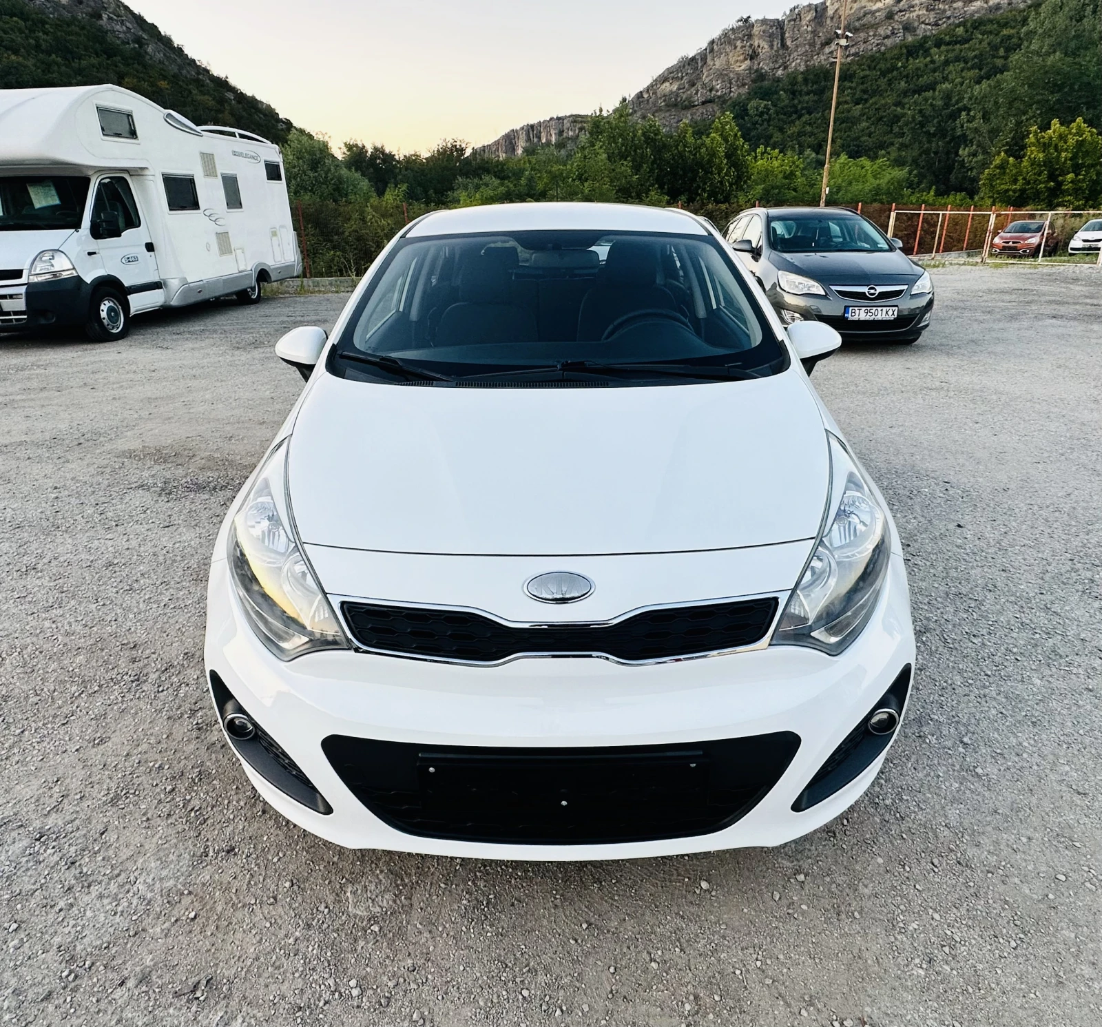 Kia Rio 1.2i с АГУ УНИКАТ - изображение 8