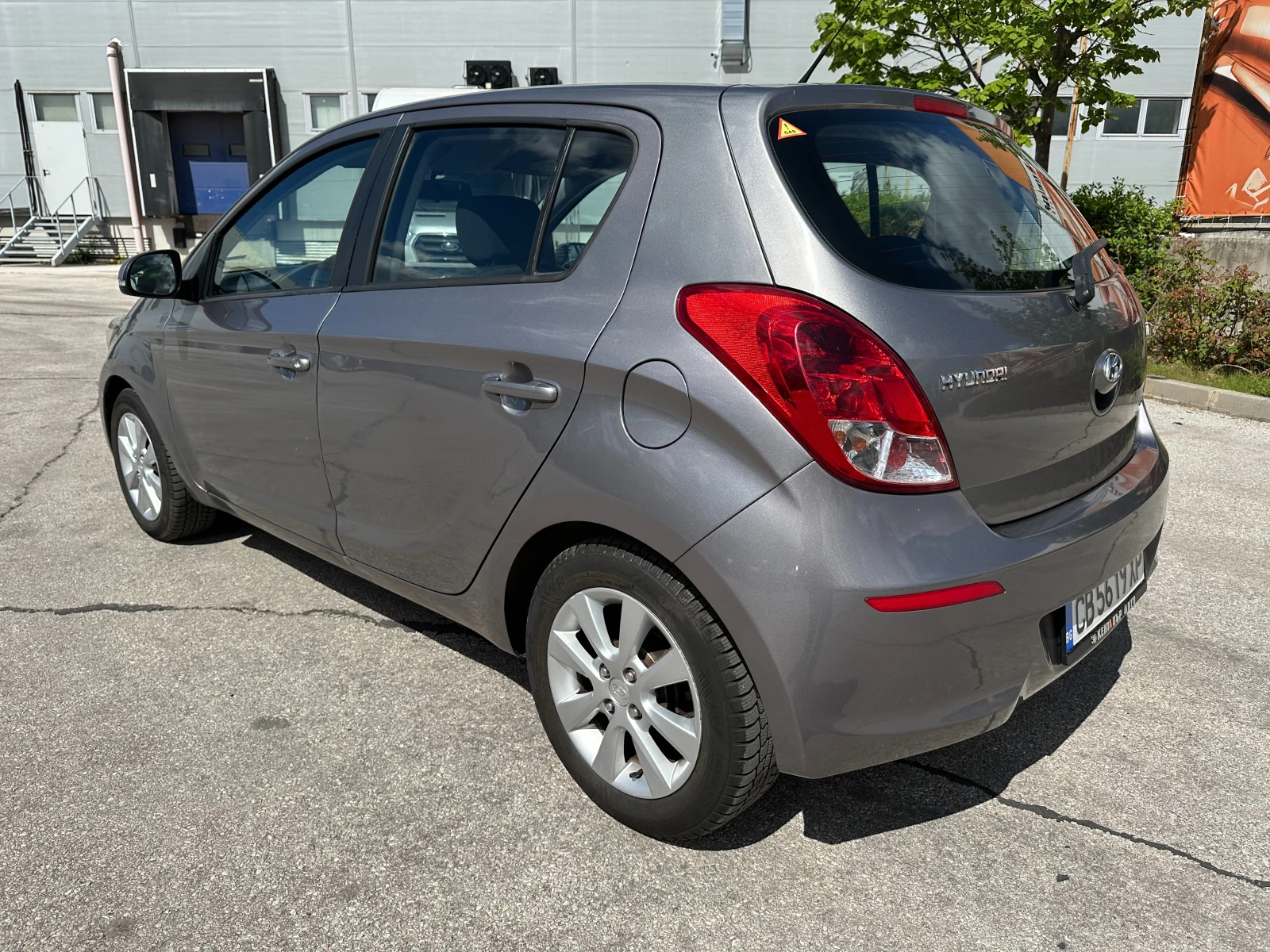 Hyundai I20 1.3i 84 к.с. Газ/бензин - изображение 3