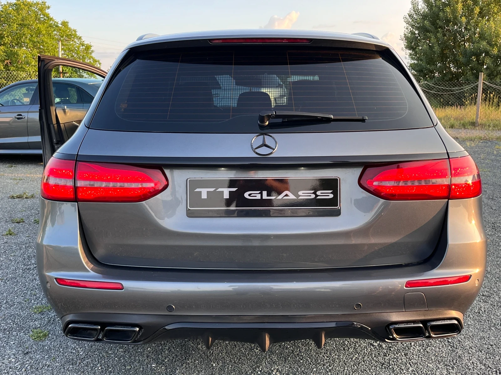 Mercedes-Benz E 220 Digital - изображение 5