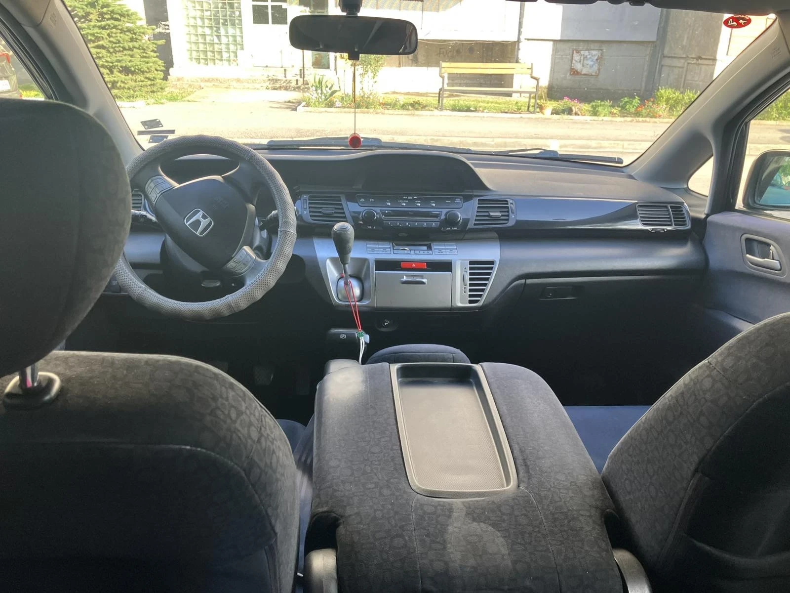 Honda Fr-v  - изображение 9