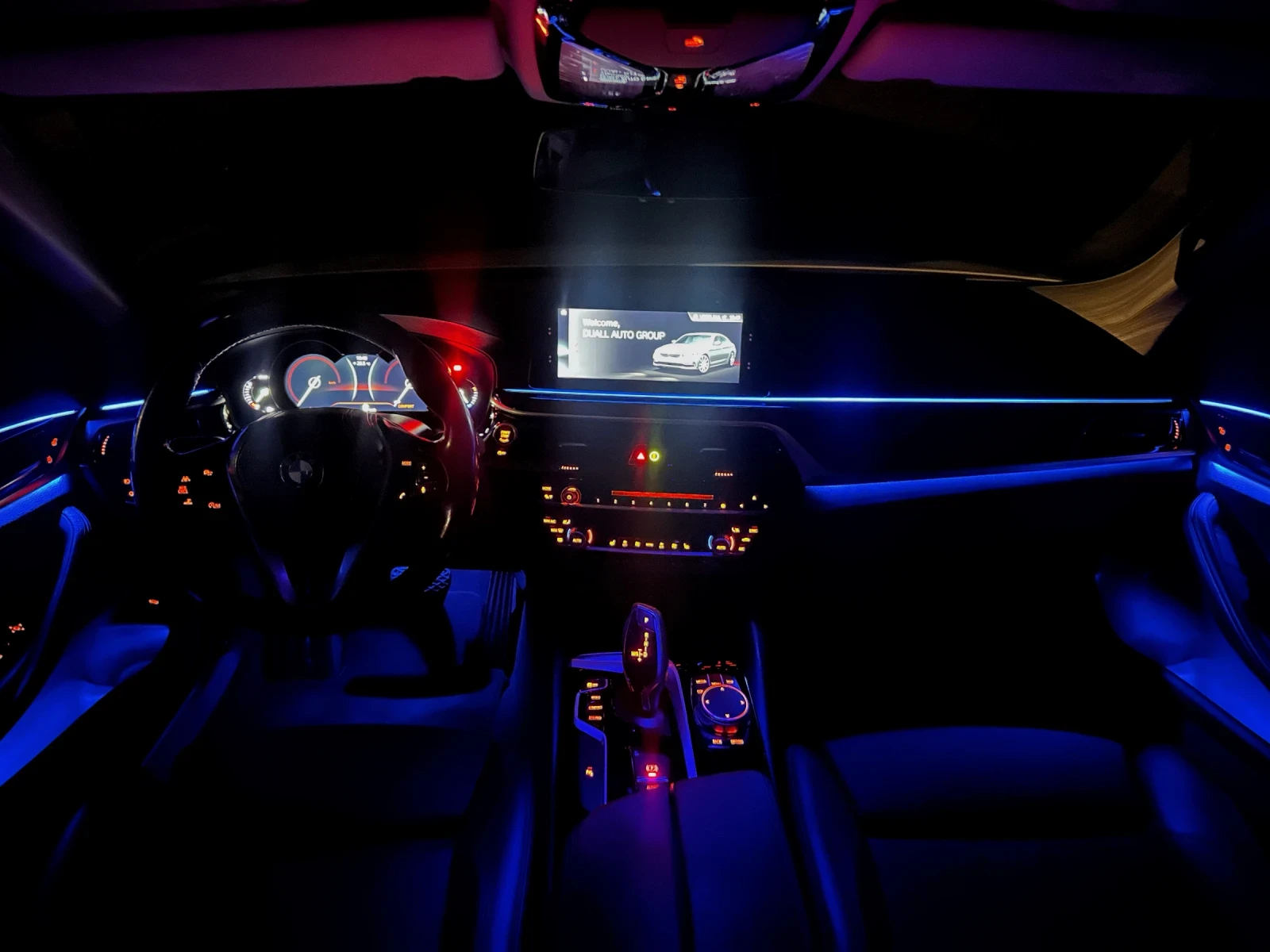 BMW 530 D /M-PERFORMANCE /AKRAPOVIC /AMBIENT /DISTRONIC  | Mobile.bg   17