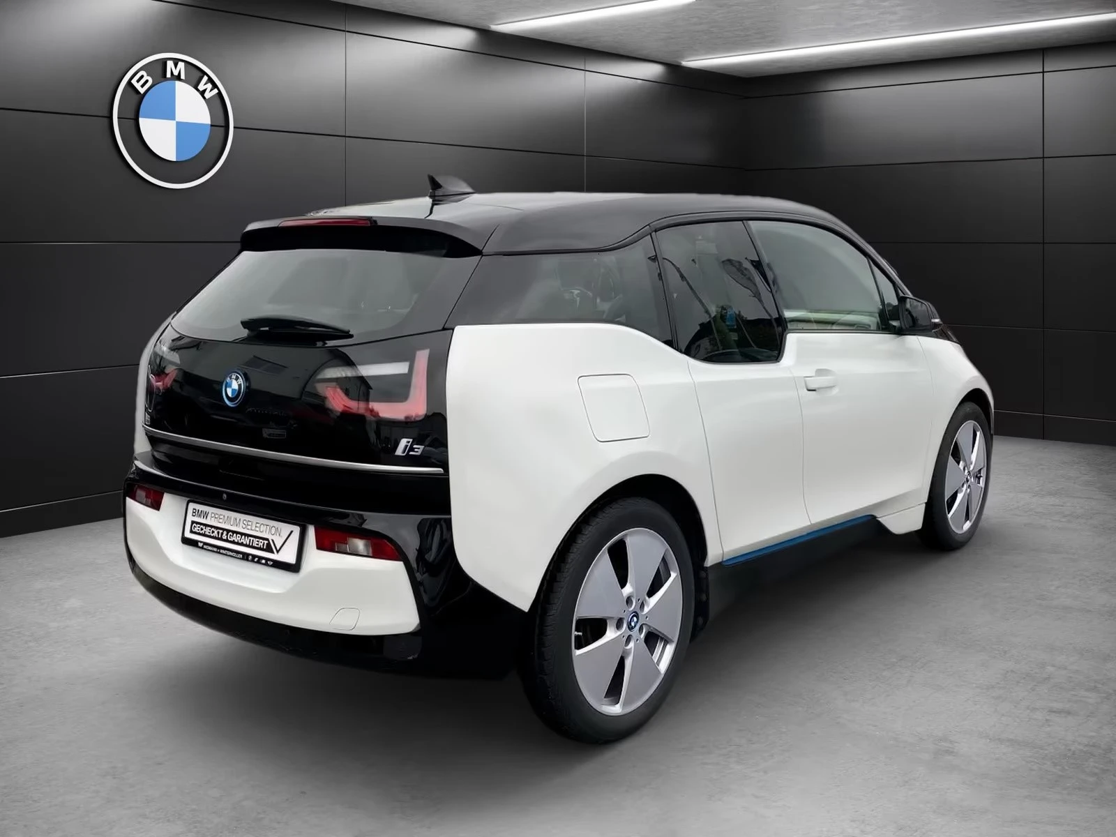 BMW i3 120Ah Navi Prof/Camera/LED/Термопомпа + СЕРТИФИКАТ - изображение 2