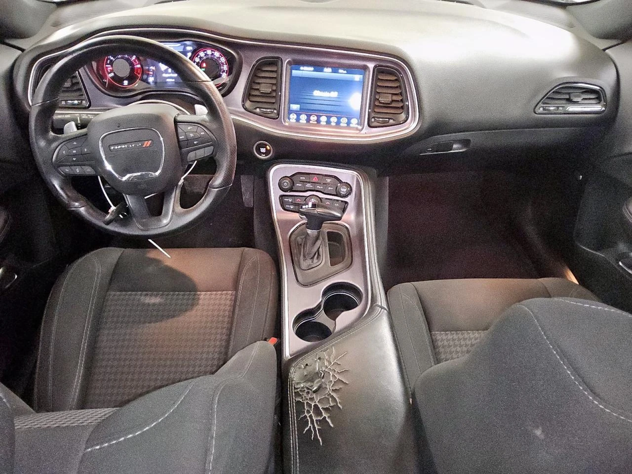 Dodge Challenger SXT* V6* KEYLESS*  - изображение 8