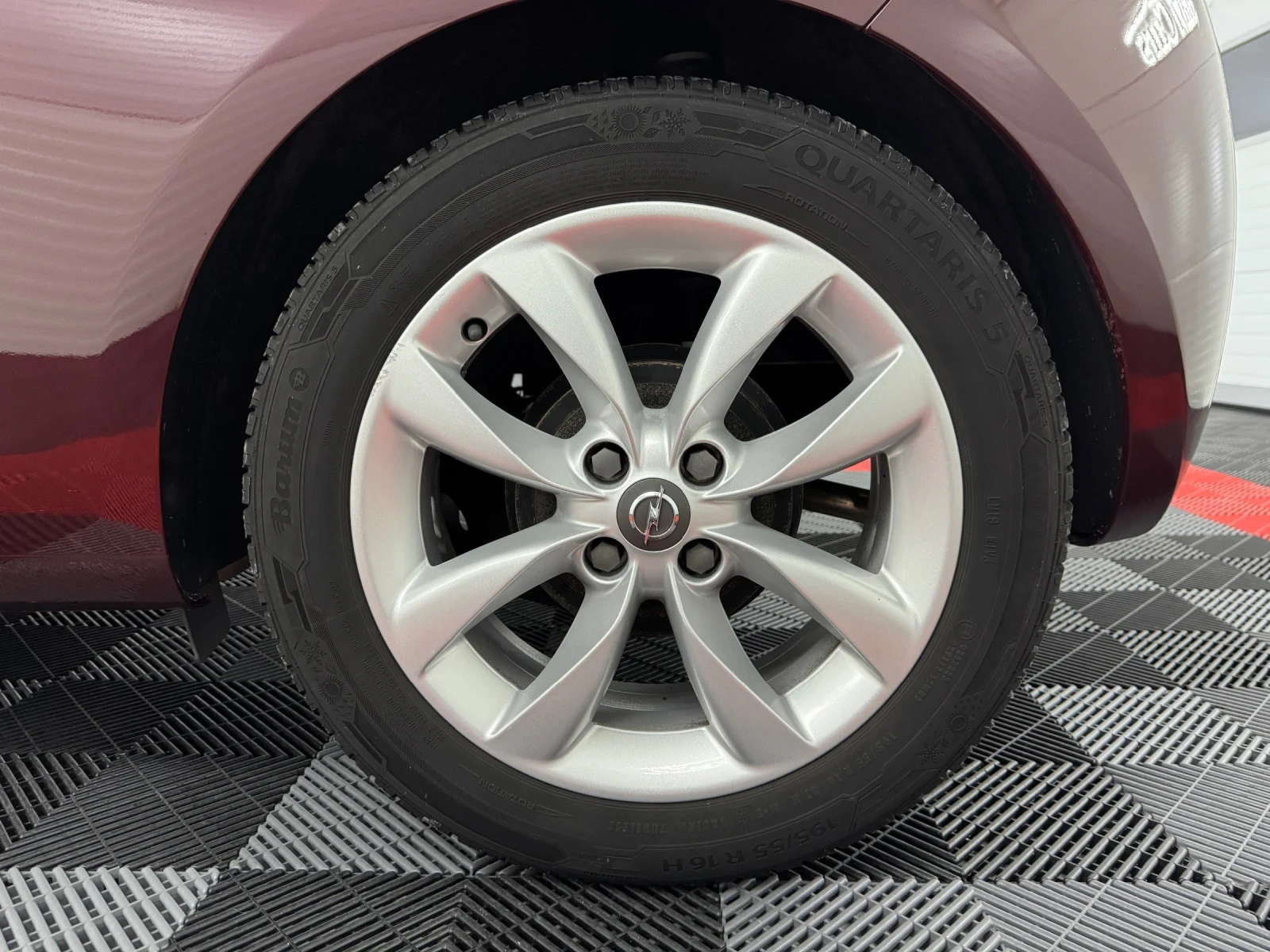 Opel Adam 1.2 i WHITE-BLACK LINK / 114.000 km! | Mobile.bg � ����������� 14