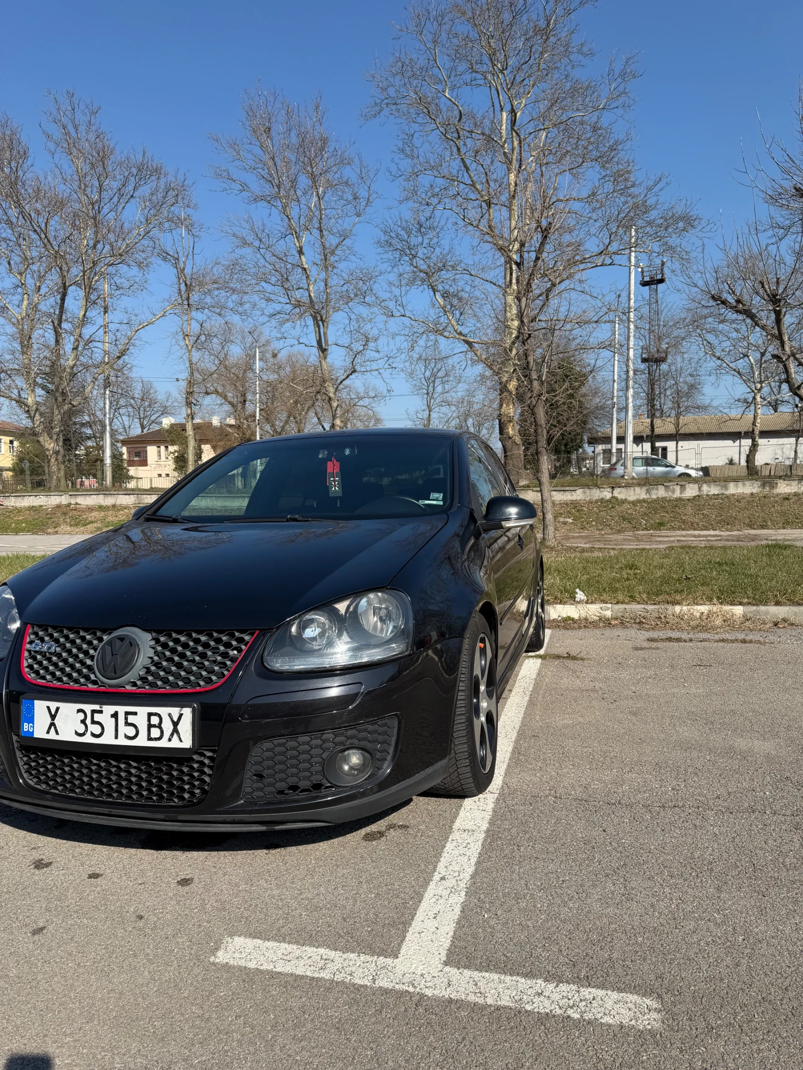 VW Golf 1.9 TDI, снимка 4 - Автомобили и джипове - 53705515