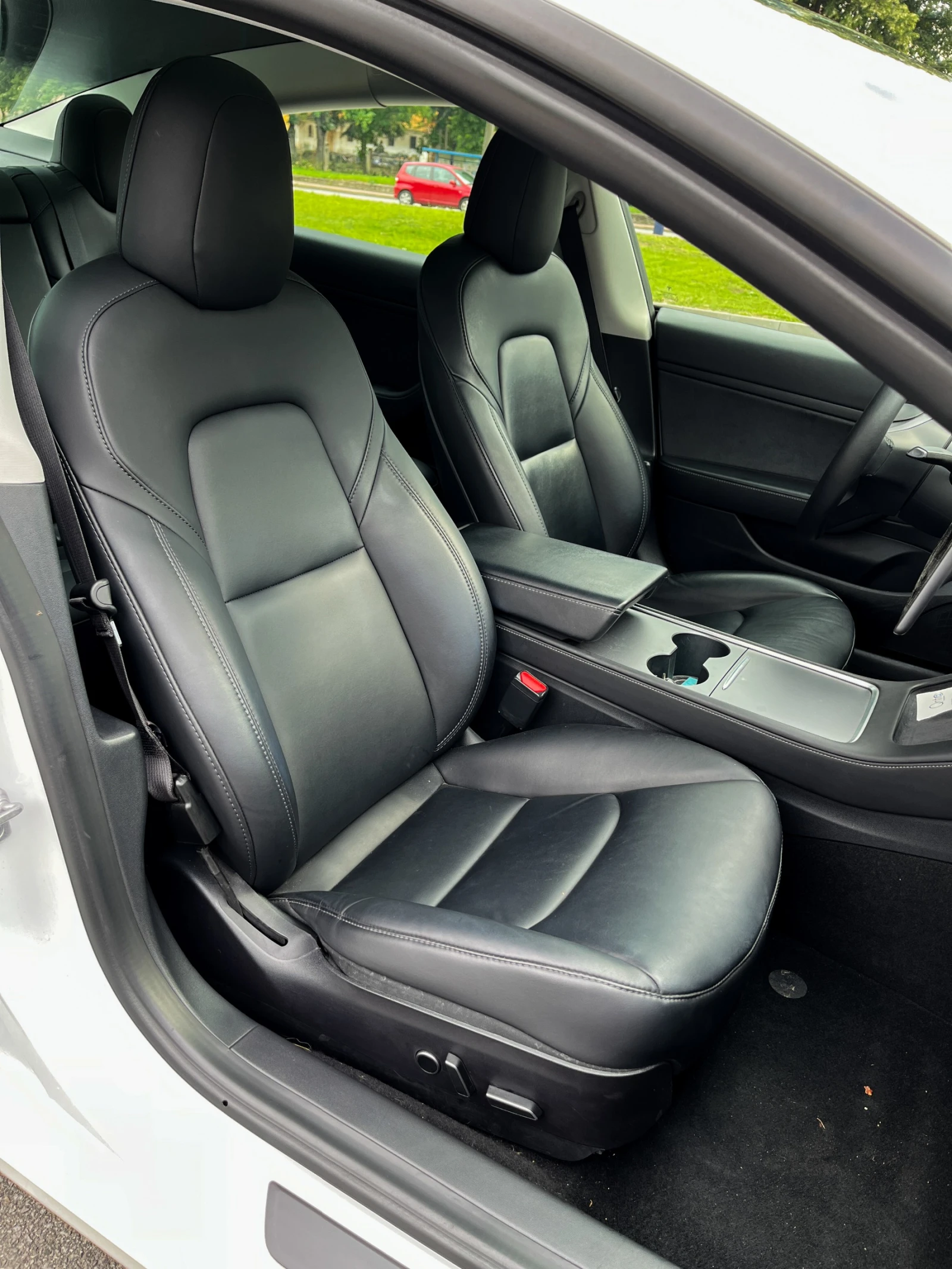 Tesla Model 3 Standart Range Plus Термопомпа, снимка 14 - Автомобили и джипове - 54084565