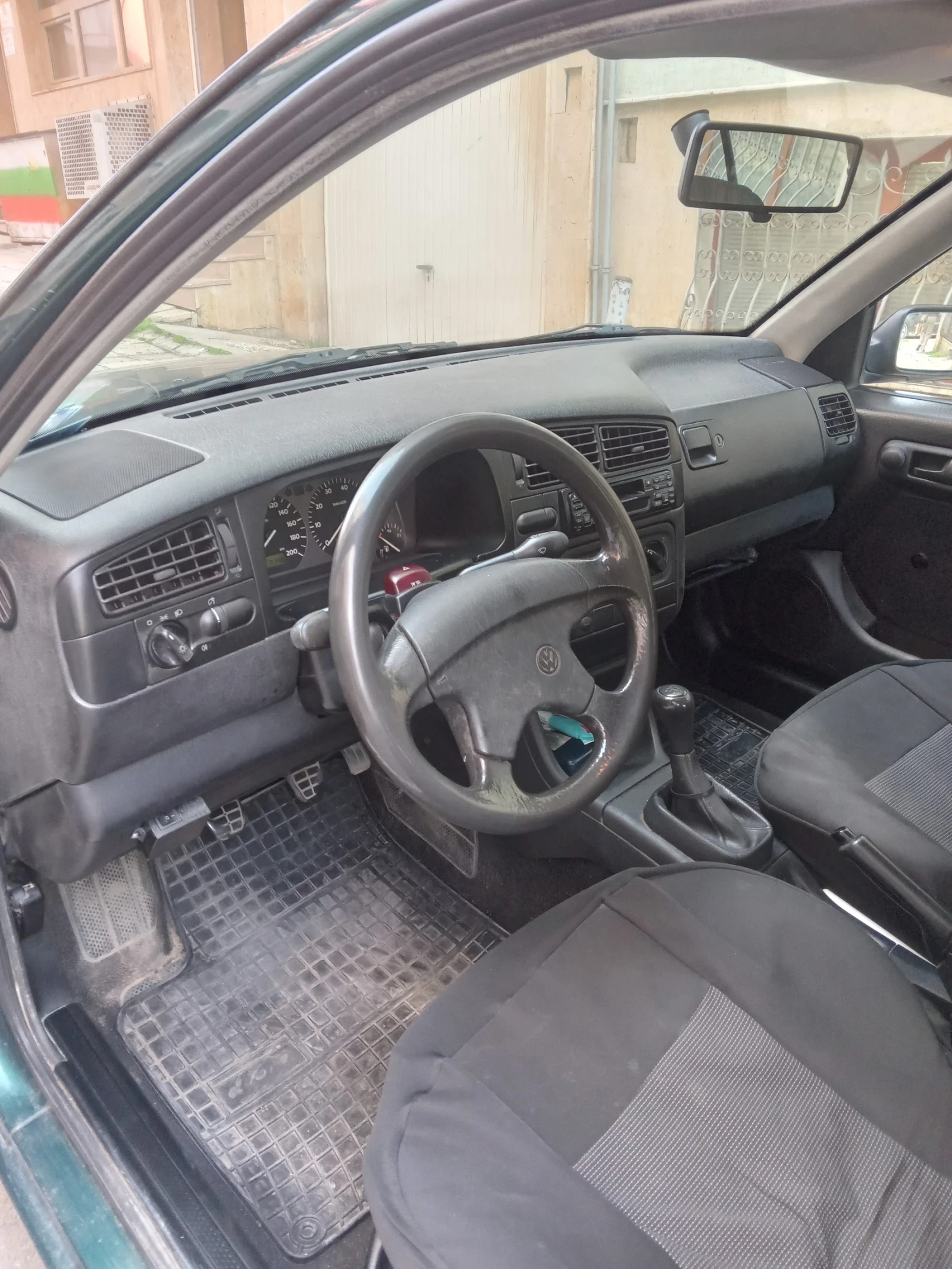 VW Golf 3, снимка 3 - Автомобили и джипове - 54293733